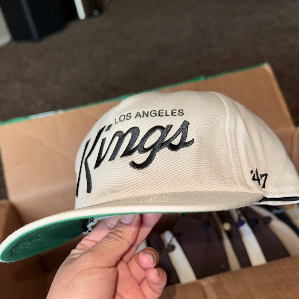 47 Los Angeles Kings Cream Hat